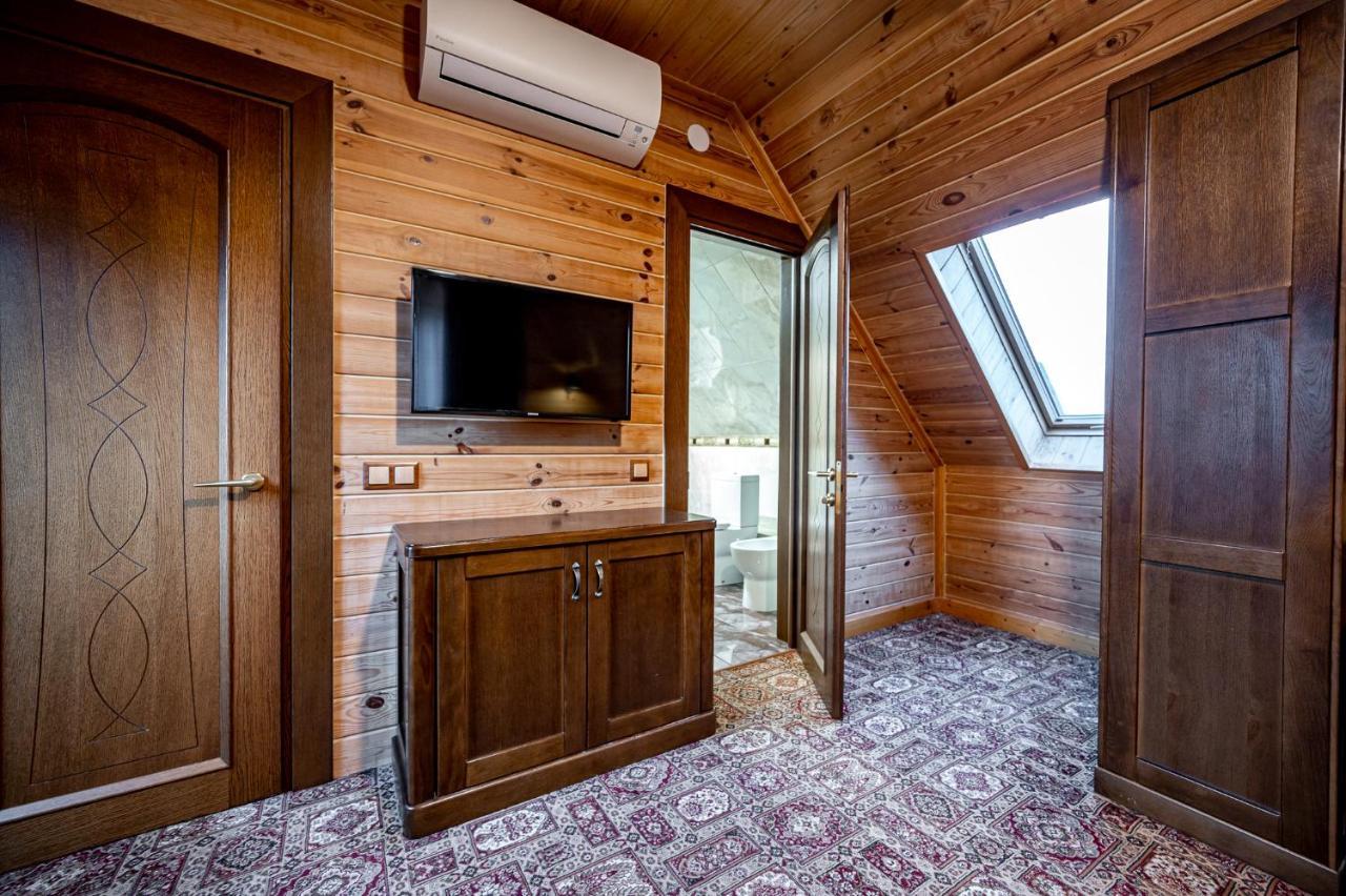 Hotel Tatariv Deluxe Exteriér fotografie