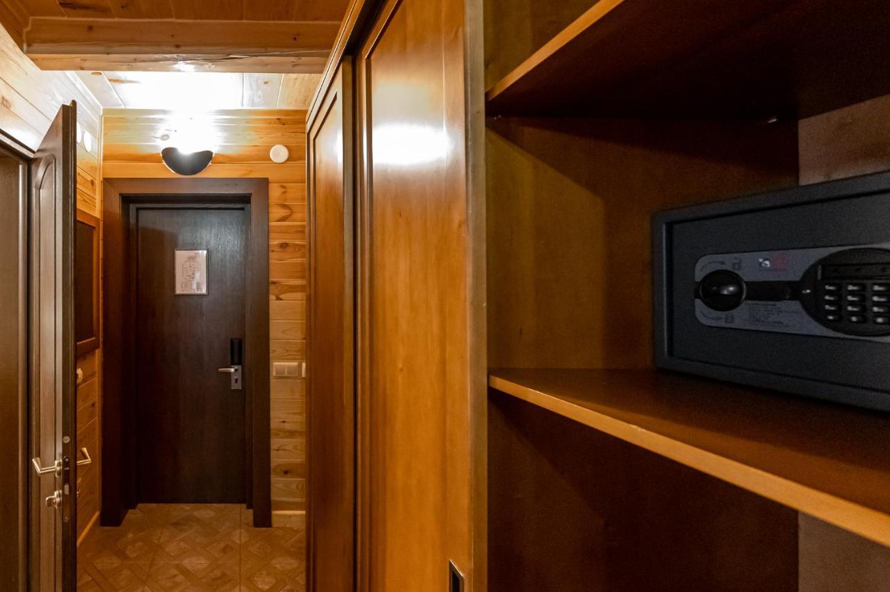 Hotel Tatariv Deluxe Exteriér fotografie